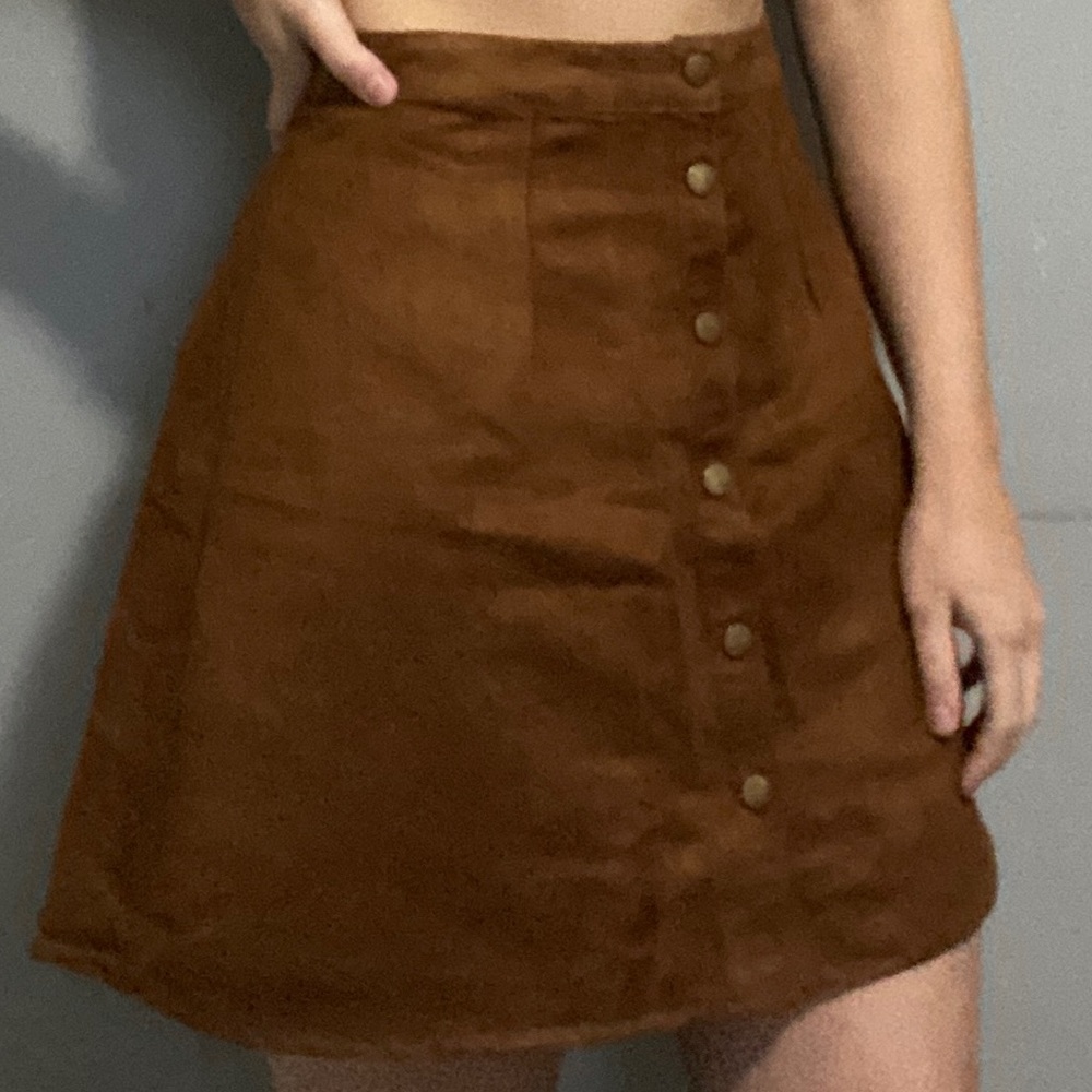 Women’s Suede Button-up Skirt